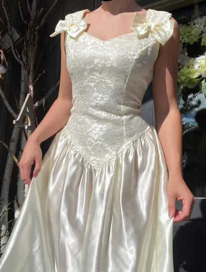 Retro Ivory Bow A Line Straps Lace Satin Wedding Dress Prom Dress SH5940