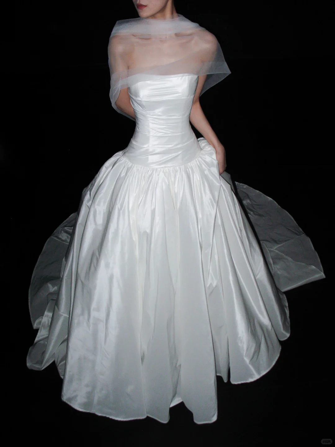 Elegant White Ball Gown Strapless Pleated Satin Long Train Wedding Dress SH8897