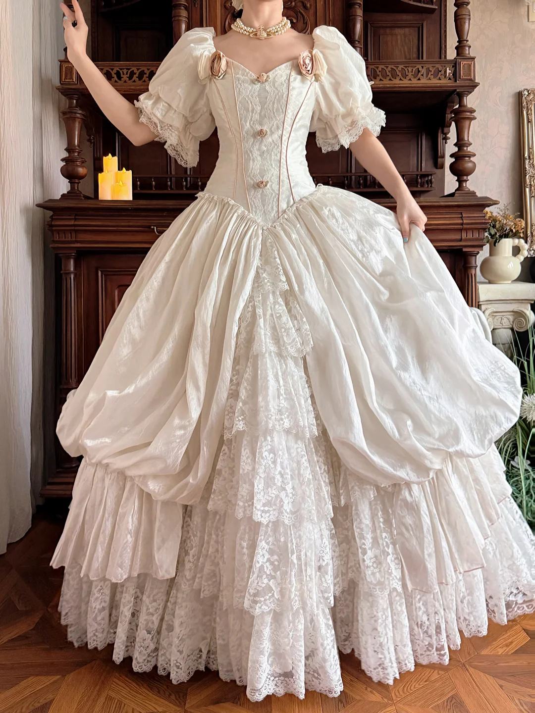 Vintage Retro Ball Gown Off the Shoulder Lace Satin Wedding Dress Prom Dress SH5883