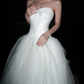 Classic Ball Gown Sweetheart Neck White Tulle Long Wedding Dress SH6616