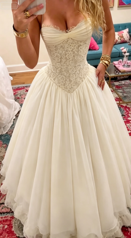Princess Yellow A Line Sweetheart Neck Lace Chiffon Long Prom Dress Outfits SH6736