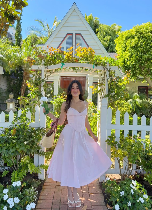 Light Pink A Line Spaghetti Strap Corset Satin Prom Dress Vacation Dress SH6255