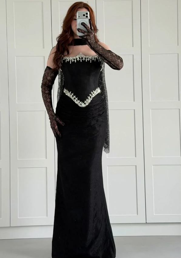 Sexy Black Sheath Strapless Beaded Lace Satin Prom Dress Evening Dress SH6016