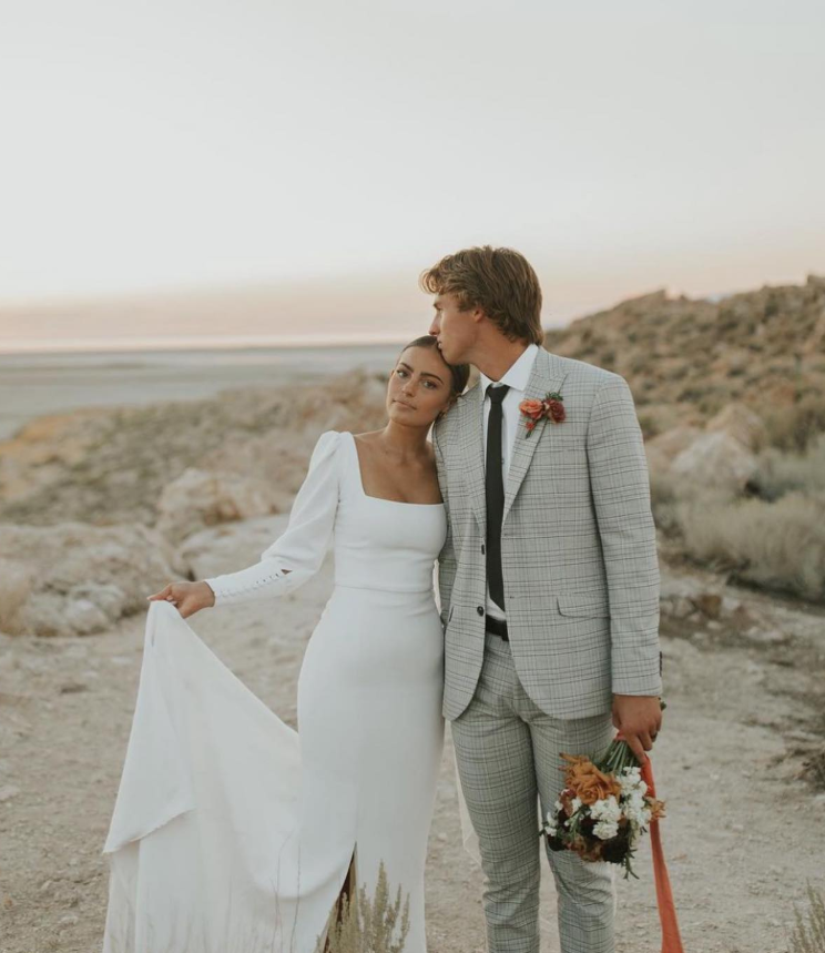 Simple White Mermaid Long Sleeve Satin Long Train Wedding Dress SH7129