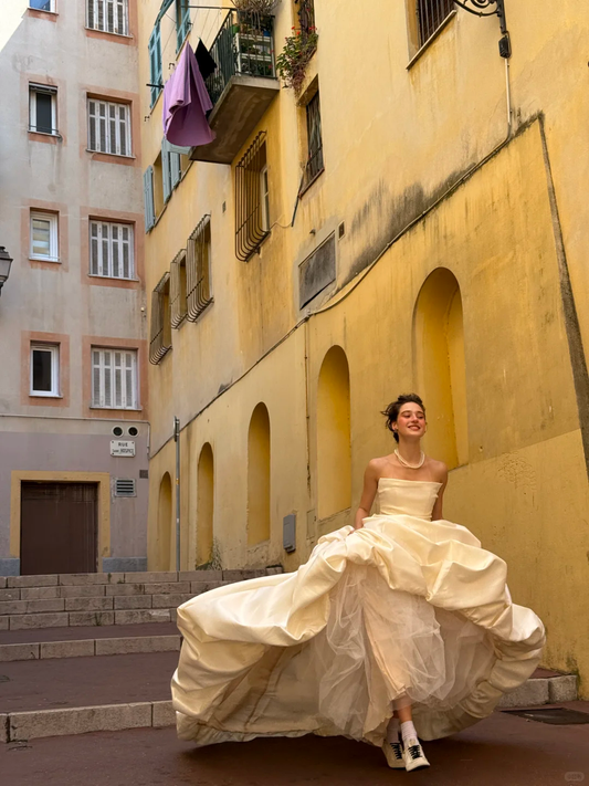 Simple Classic Ball Gown Strapless White Satin Tulle Long Wedding Dress  SH5099
