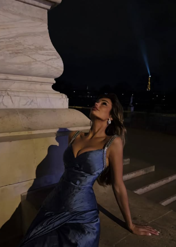 Elegant Dark Blue A Line Straps Beaded Satin Long Prom Dress SH5162