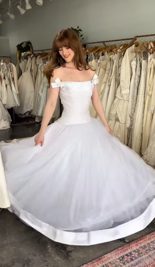 Retro Unique A Line Strapless Bow White Tulle Satin Wedding Dress SH6089