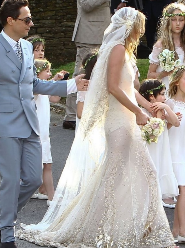 Romantic Shiny Mermaid V Neck Luxurious Beaded Ivory Chiffon Long Sweep Wedding Dress SH5465