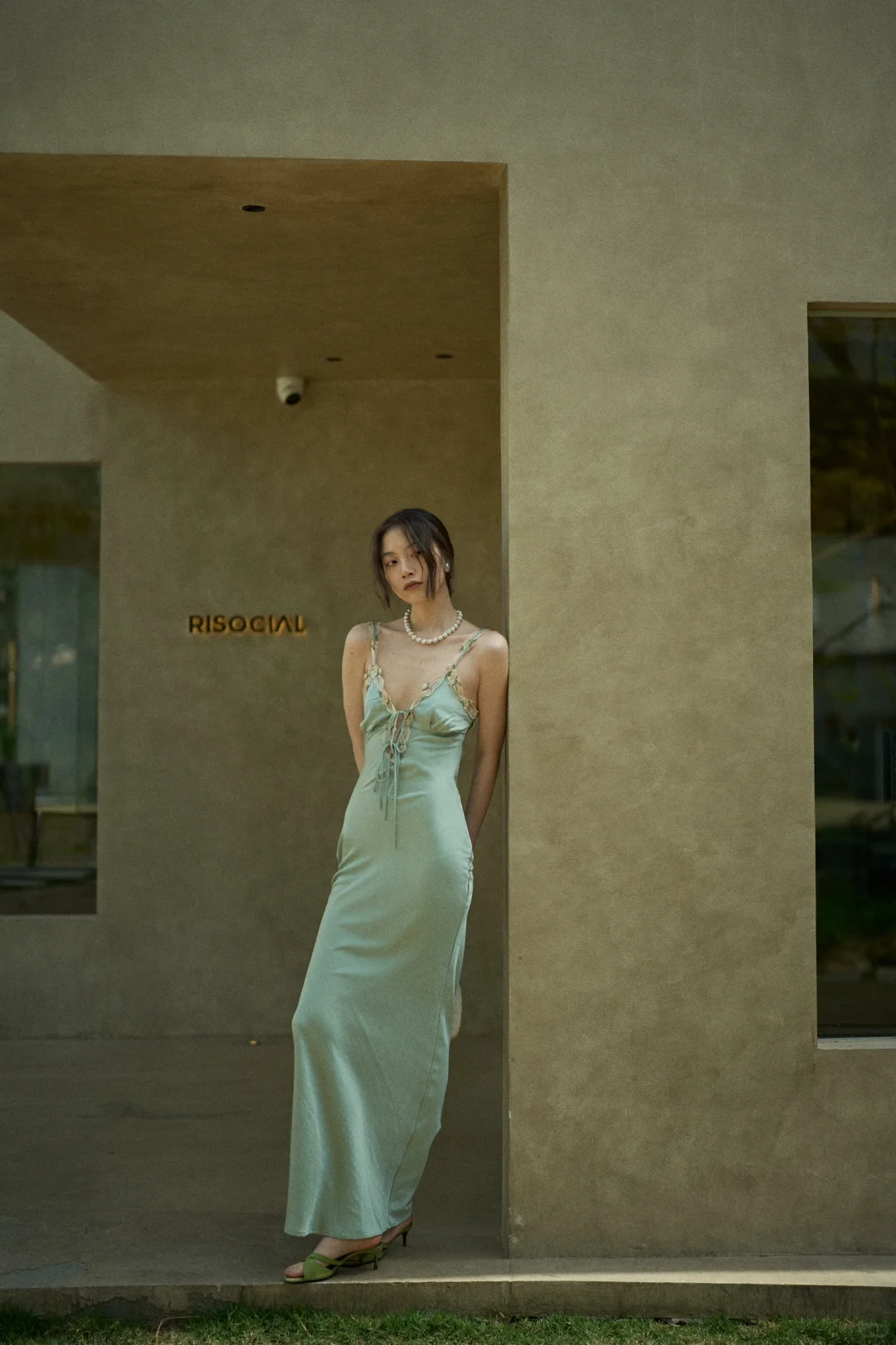 Sage Green Sheath Spaghetti Strap Appliques Satin Long Prom Dress Party Dress Outfits SH4965