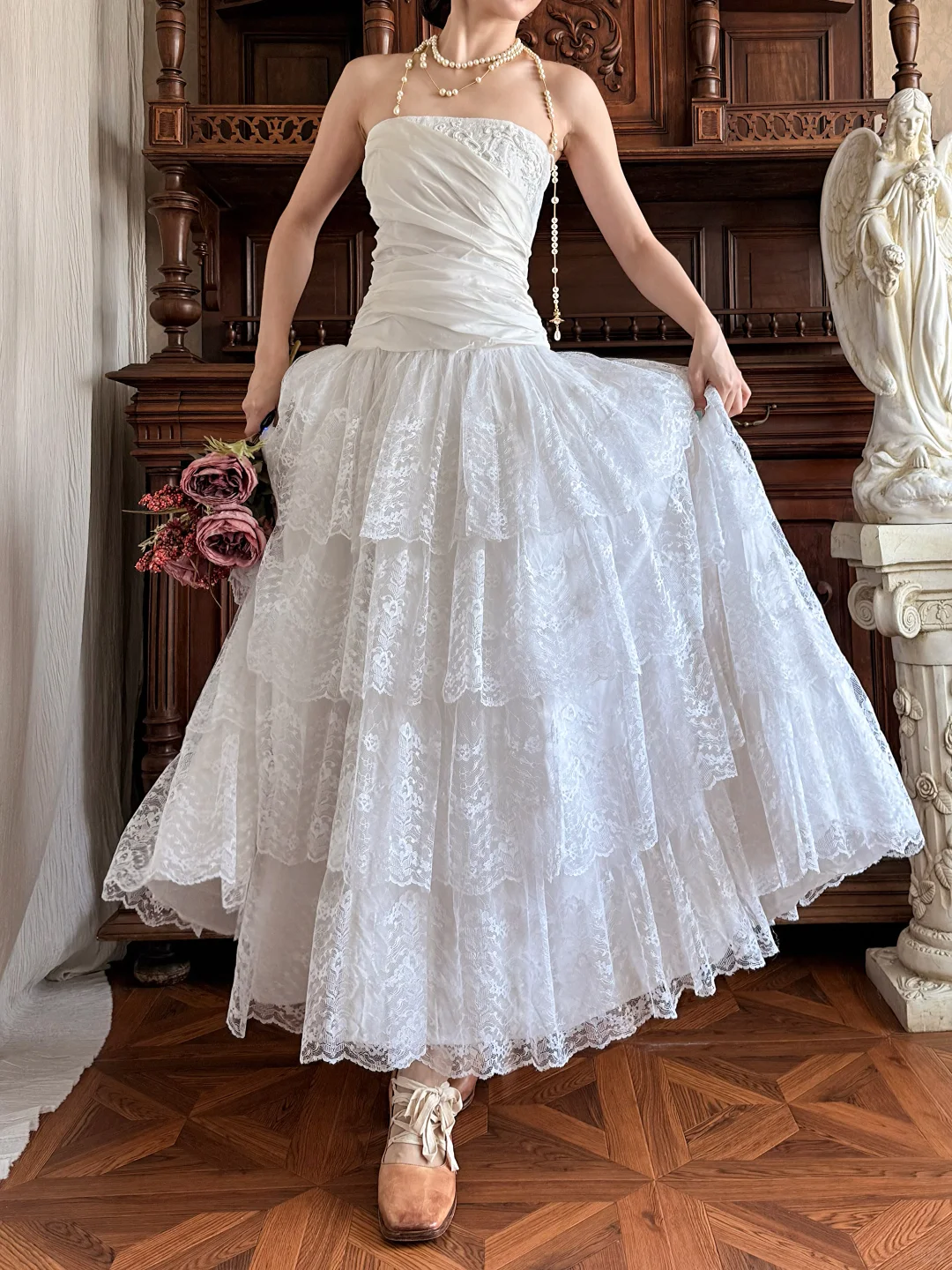 Vintage Princess White A Line Layered Lace Satin Long Prom Dress Evening Dress SH5658