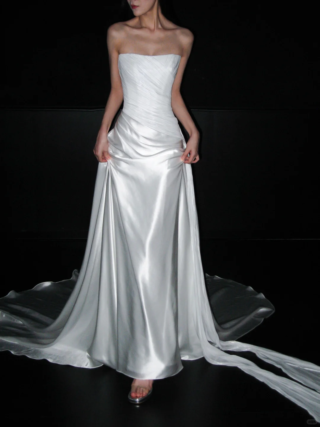 Beautiful Sheath Strapless Pleated Tulle Satin Long Wedding Dress SH8910