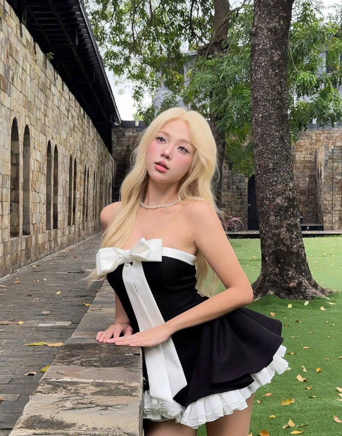 Classic Black-White A Line Strapless Satin Short Homecoming Dress with Bow SH4788