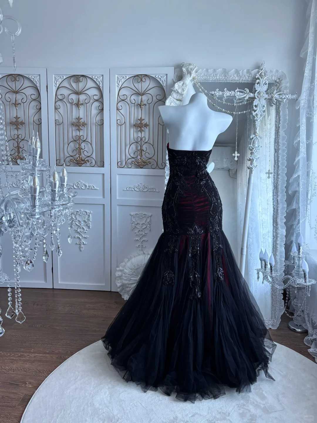 Vintage Sexy Mermaid Strapless Black Sequin Beaded Tulle Red Satin Prom Dress Sweet 16 Dress SH5791