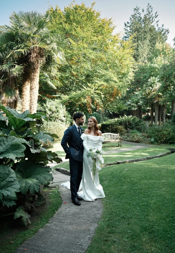 Vintage A Line Long Sleeve Pleated White Satin Long Wedding Dress SH8256
