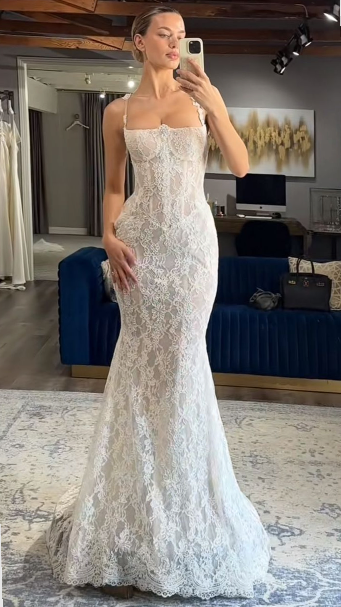 Dramatic Mermaid Spaghetti Strap Exquisite White Lace Long Wedding Dress SH8012