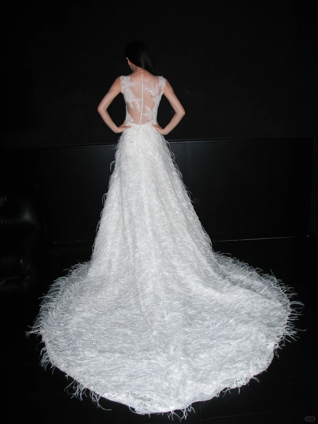 New A Line Sweetheart Neck White Applique Feather Tulle Long Wedding Dress SH8918