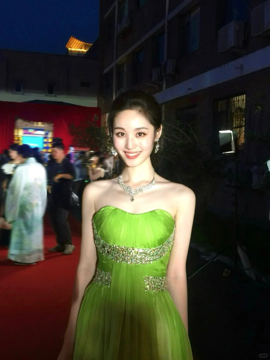 Stunning Green A Line Sweetheart Neck Rhinestone Chiffon Prom Dress Evening Dress SH4276