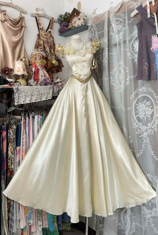 Light Champagne Vintage A Line V Neck Beaded Satin Long Prom Dress SH5238