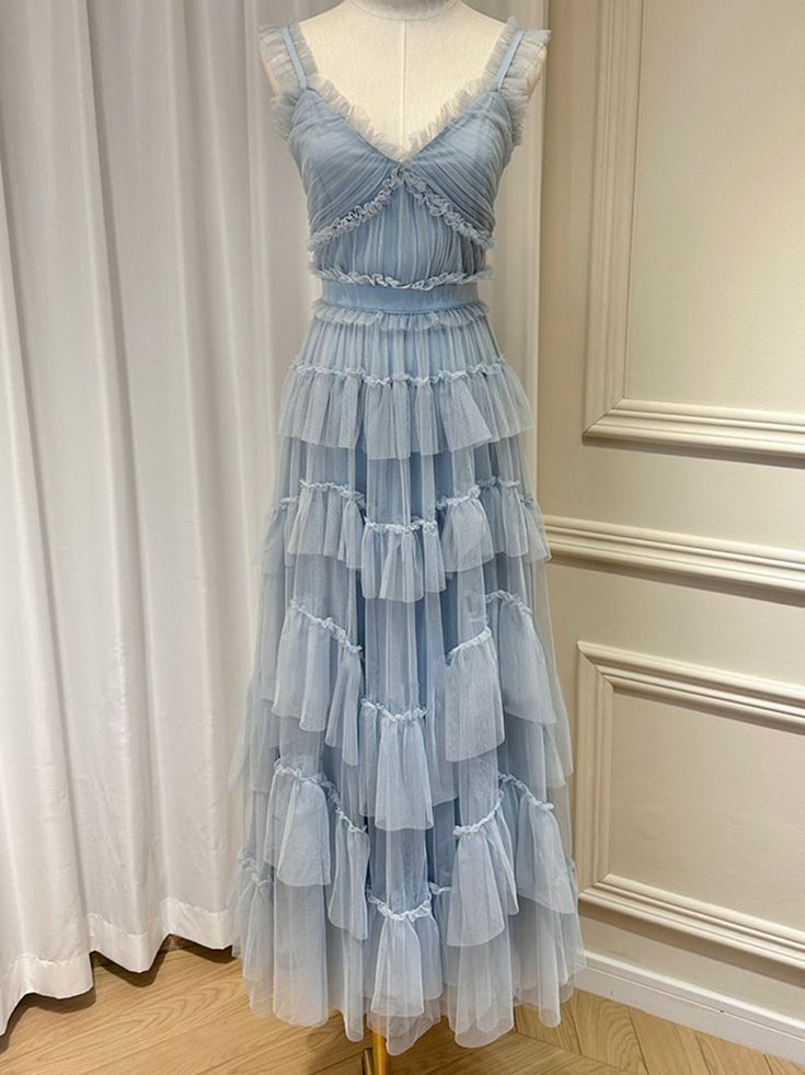 Elegant Blue Tulle Layers Long Prom Dress SH1330