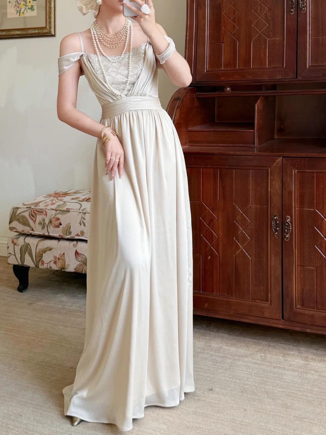 Pretty A Line Spaghetti Straps Beaded Satin Long Prom Dress Evening Dress SH6053