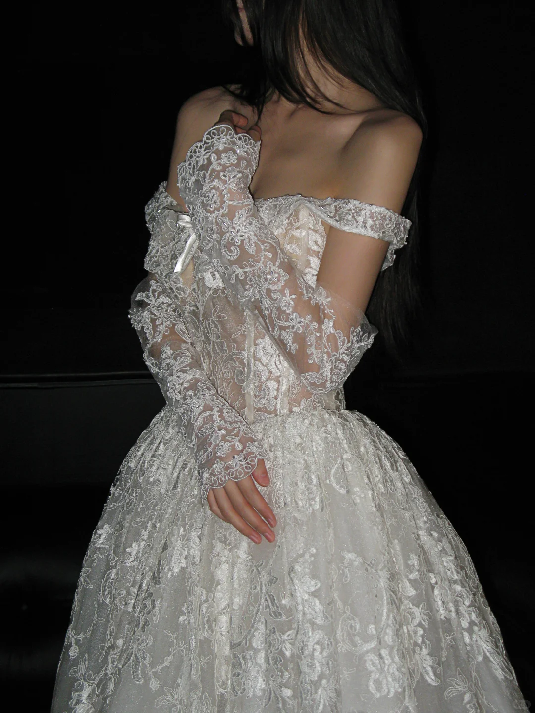 Princess Ball Gown Off the Shouler White Lace Long Wedding Dress SH4720