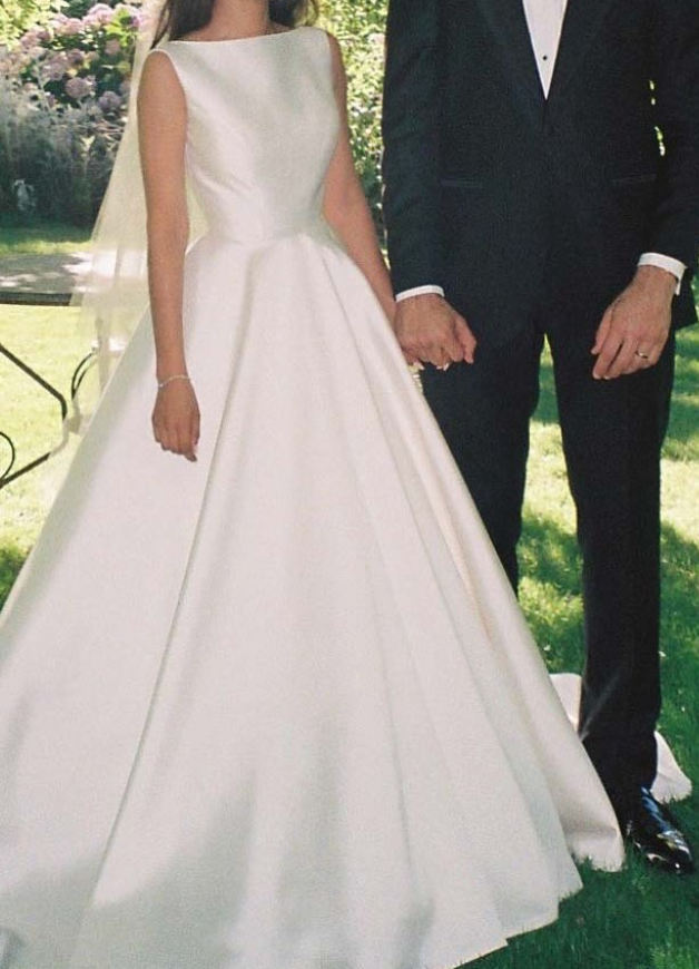 Classic Elegant A Line Sleeveless White Satin Long Wedding Dress SH5218