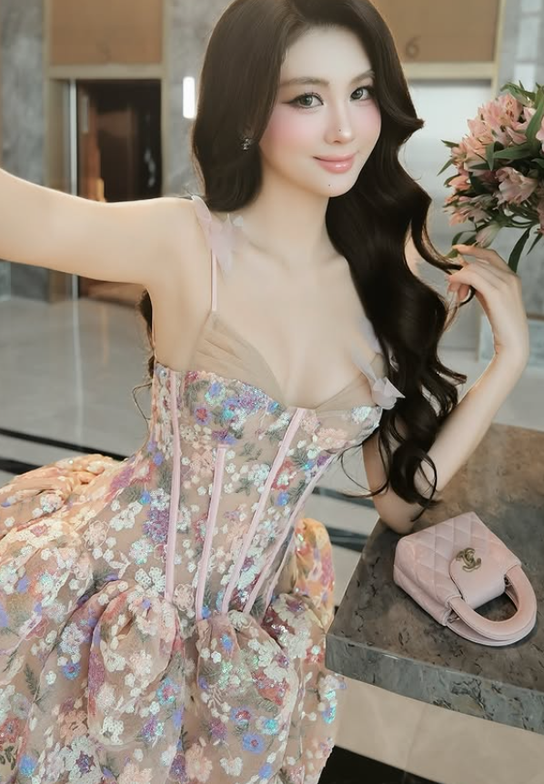 Exquisite A Line Spaghetti Straps Embroidered Floral Tulle Short Homecoming Dress Outfits SH6235