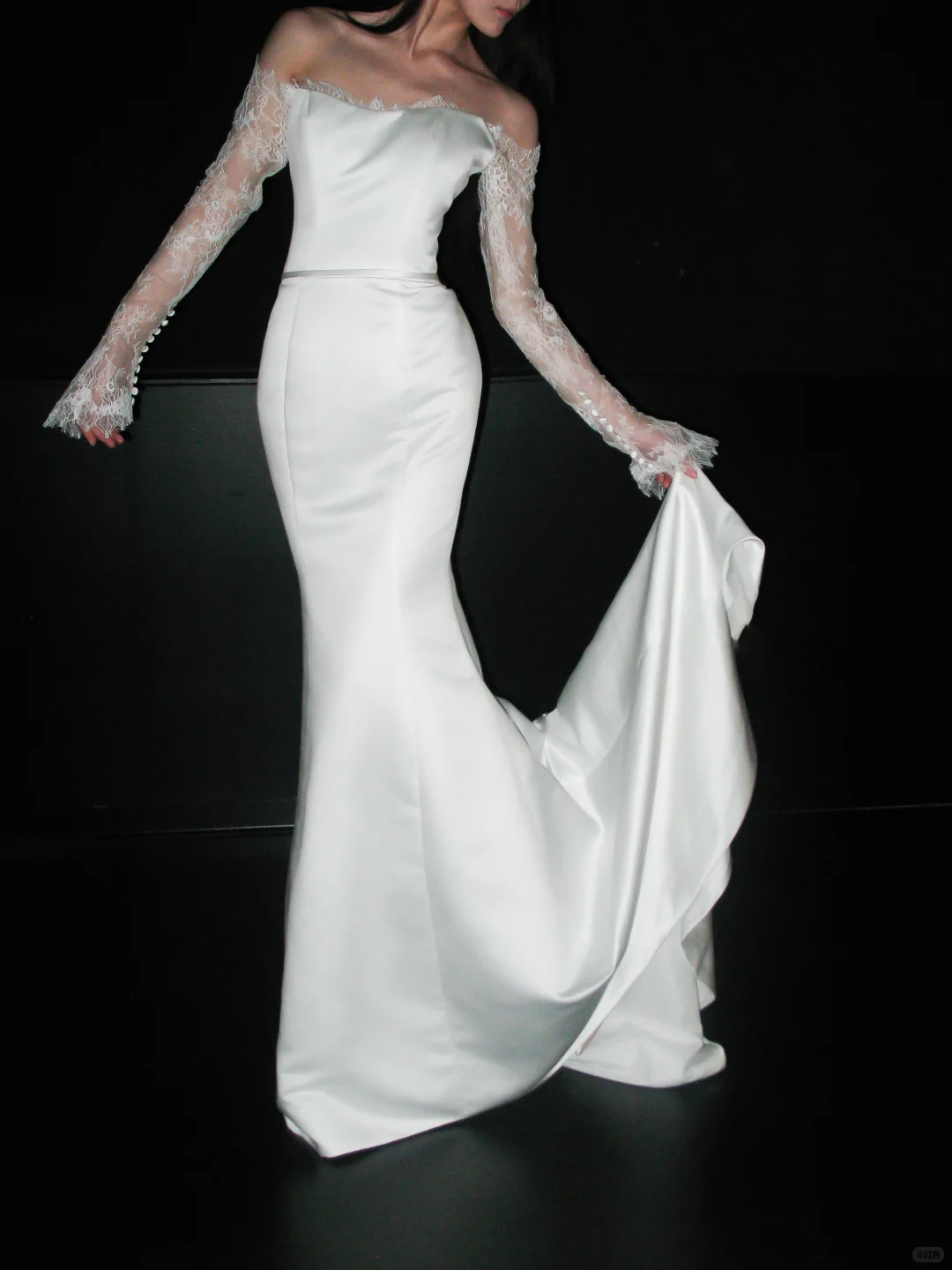 Graceful Mermaid Long Sleeve White Lace Satin Long Wedding Dress SH5869
