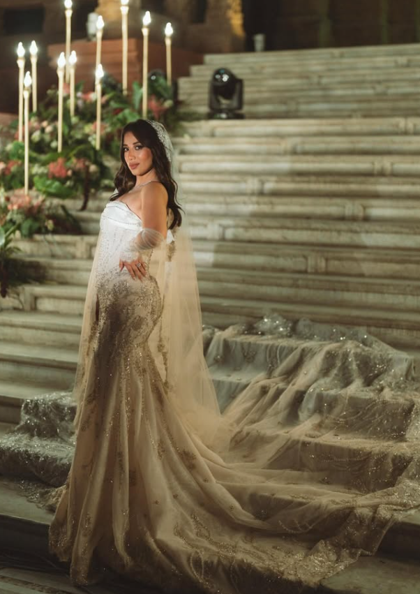 Gorgeous Exquisite Mermaid Strapless White Lace Tulle Long Wedding Dress Date Dress SH3465