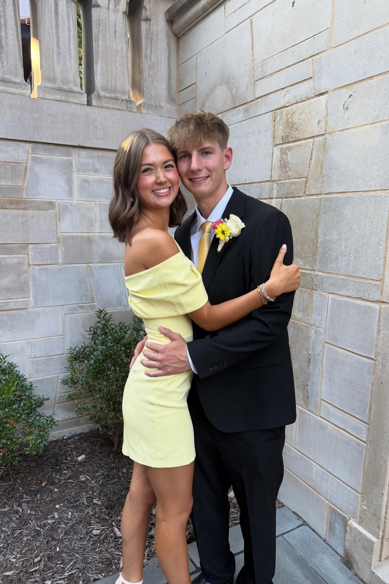 Simple Yellow Sheath Off the Shoulder Satin Short Homecoming Dress Outfits SH6250