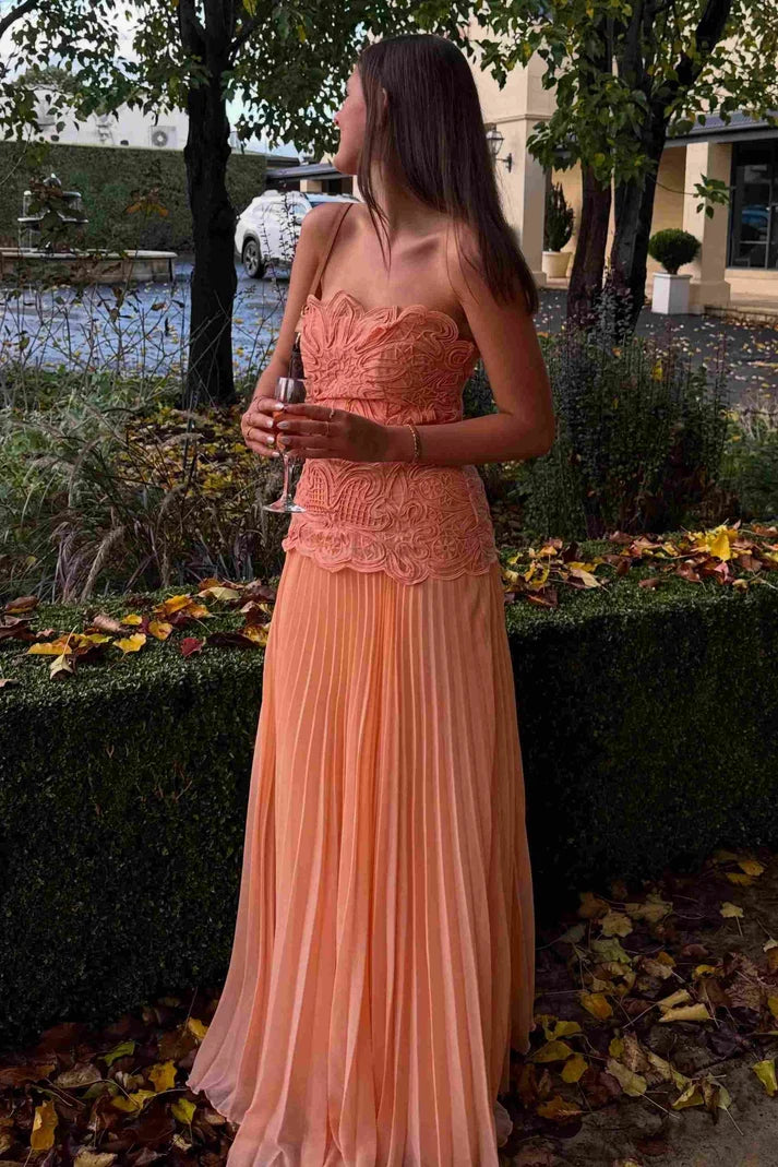 Orange A-Line Strapless Appliques Chiffon Pleated Long Prom Dress SH8199