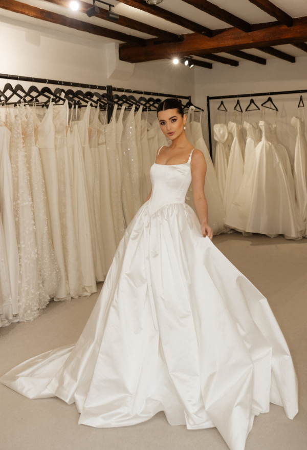 Classic Ball Gown Spaghetti Strap Satin Long Sweep Wedding Dress Prom Dress SH4128