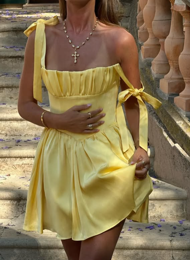 Yellow A Line Straps Satin Short Homecoming Dress Outfits SH4794