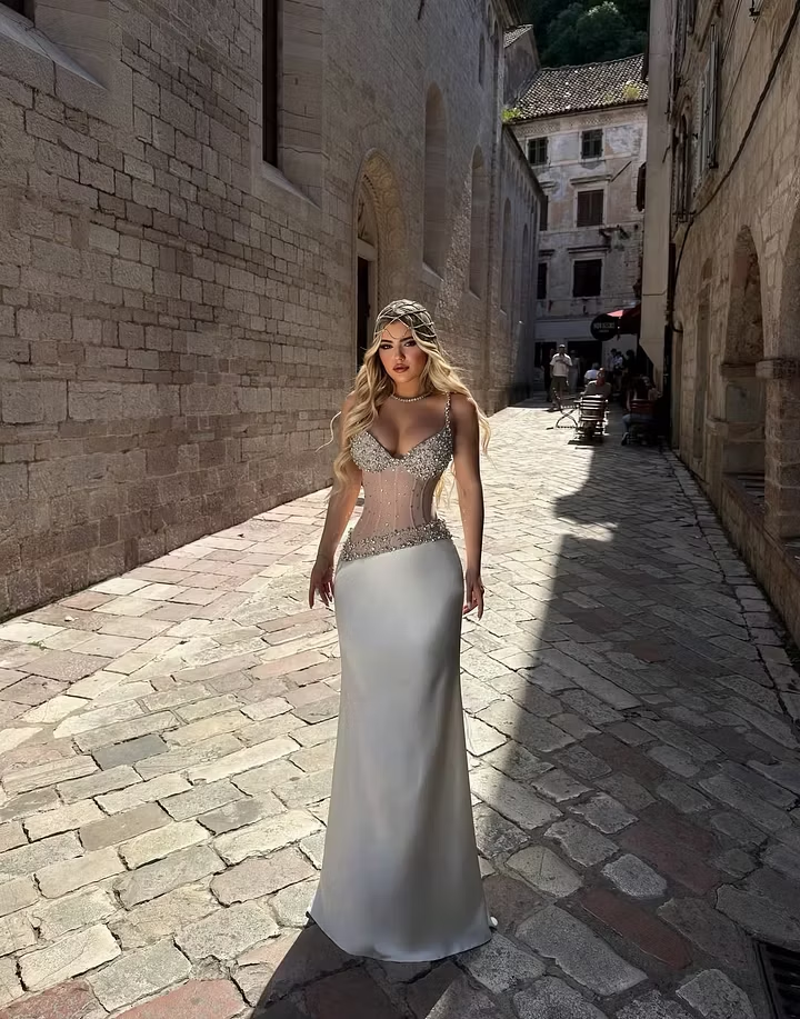 Glamorous Mermaid Spaghetti Strap Shiny Rhinestone Satin Prom Dress SH8541
