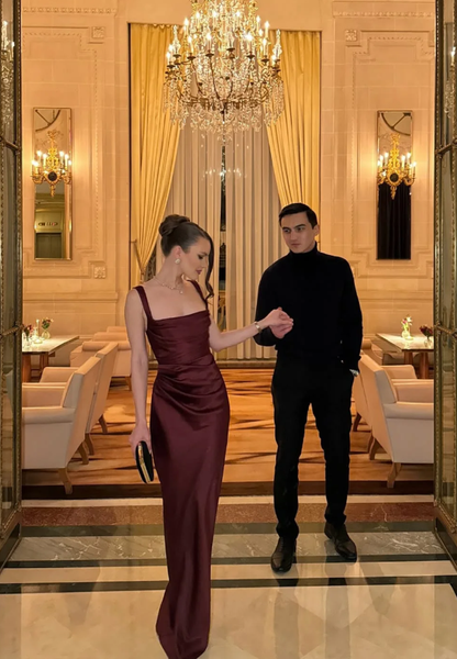 Elegangt Burgundy Sheath Straps Pleated Satin Long Prom Dress Wedding Guest Dress SH5396