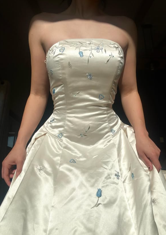 Retro A Line Strapless Blue Embroidery Flower Satin Wedding Dress SH5947