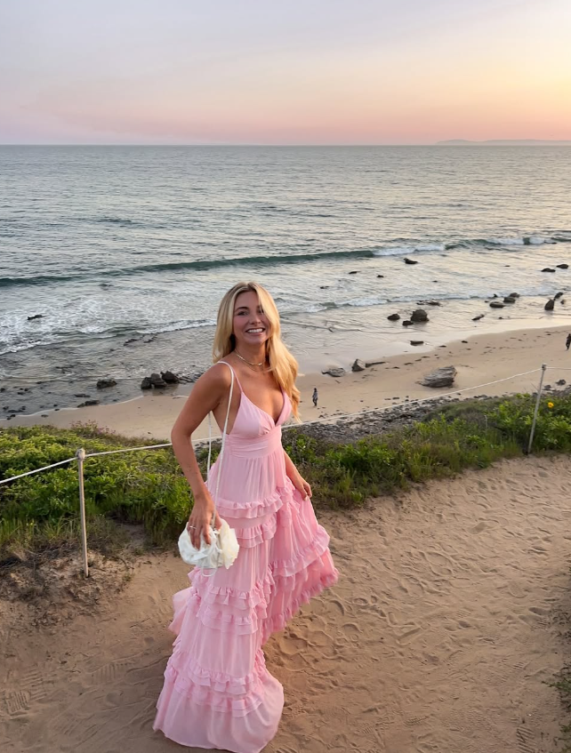 Simple Pink A Line Spaghetti Strap Layered Chiffon Open Back Date Dress Outfits SH3883