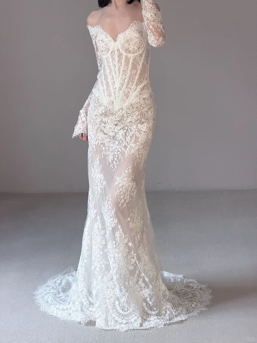 Beautiful Mermaid Long Sleeve Corset White Lace Long Wedding Dress SH7708