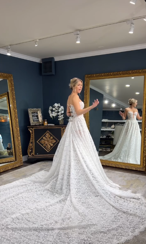 Pretty Ball Gown Sweetheart Neck White Lace Long Train Prom Dress Wedding Dress SH8400