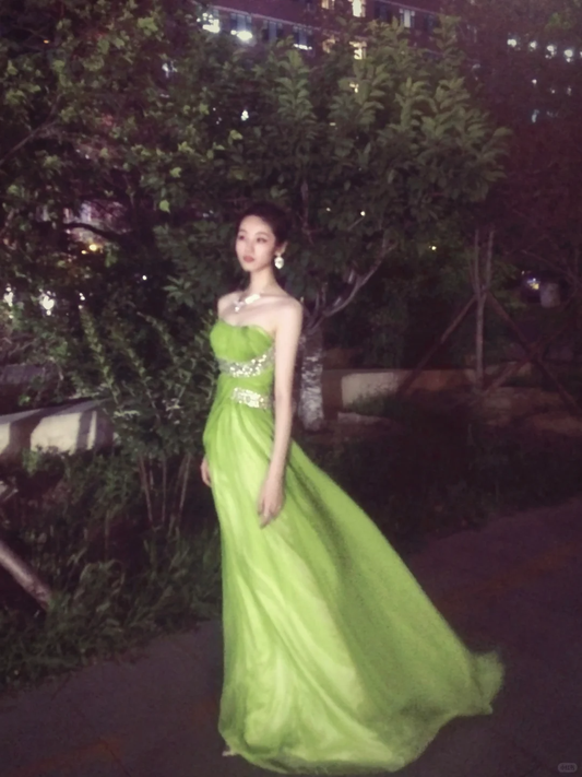 Stunning Green A Line Sweetheart Neck Rhinestone Chiffon Prom Dress Evening Dress SH4276