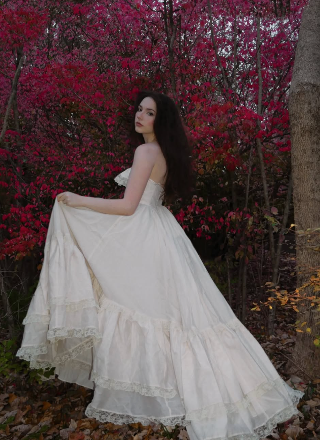 Princess Ball Gown Strapless Ivory Lace Satin Long Prom Dress Party Dress SH5317