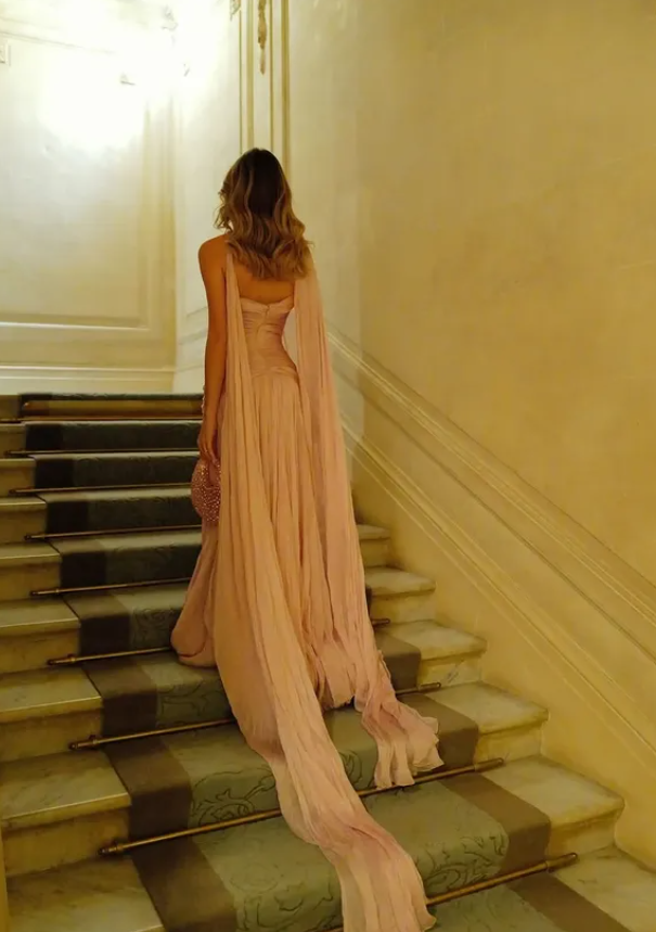 Flowy A Line Sweetheart Neck Pleated Pink Chiffon Long Prom Dress Evening Dress SH5327