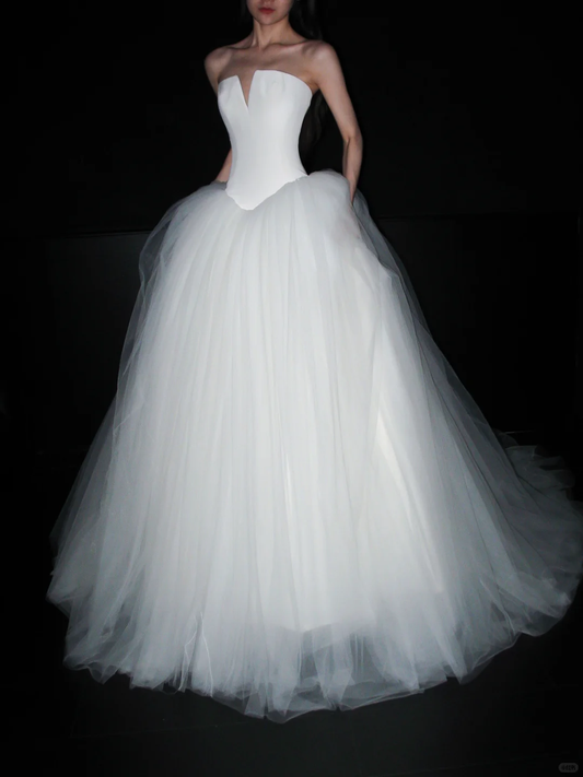 Classic Ball Gown Strapless White Satin Tulle Long Wedding Dress SH6667