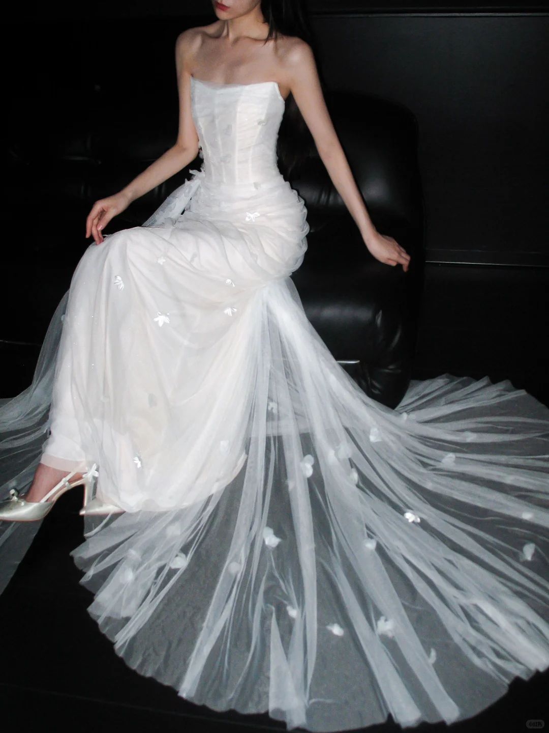Charming Sheath Strapless 3D Floral White Tulle Long Wedding Dress SH5963