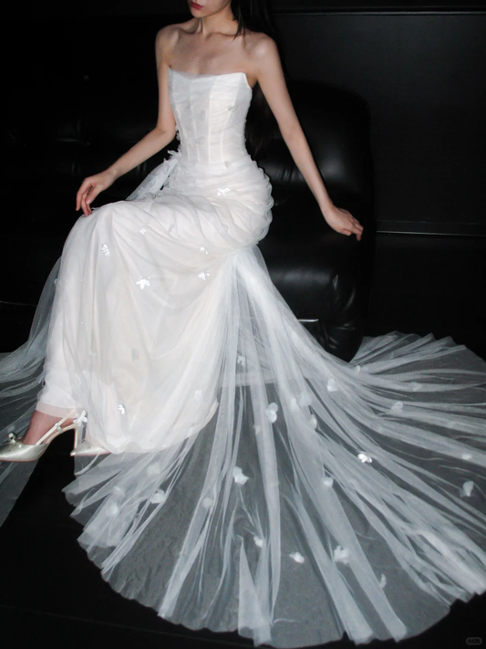 Charming Sheath Strapless 3D Floral White Tulle Long Wedding Dress SH5963