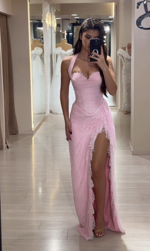 Gentle Sheath Halter Pink Lace Long Prom Dress with Slit SH5302
