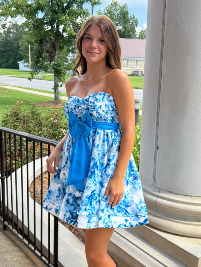 Cute Blue Print Floral A Line Sweetheart Neck Satin Short Homecoming Dress SH6792
