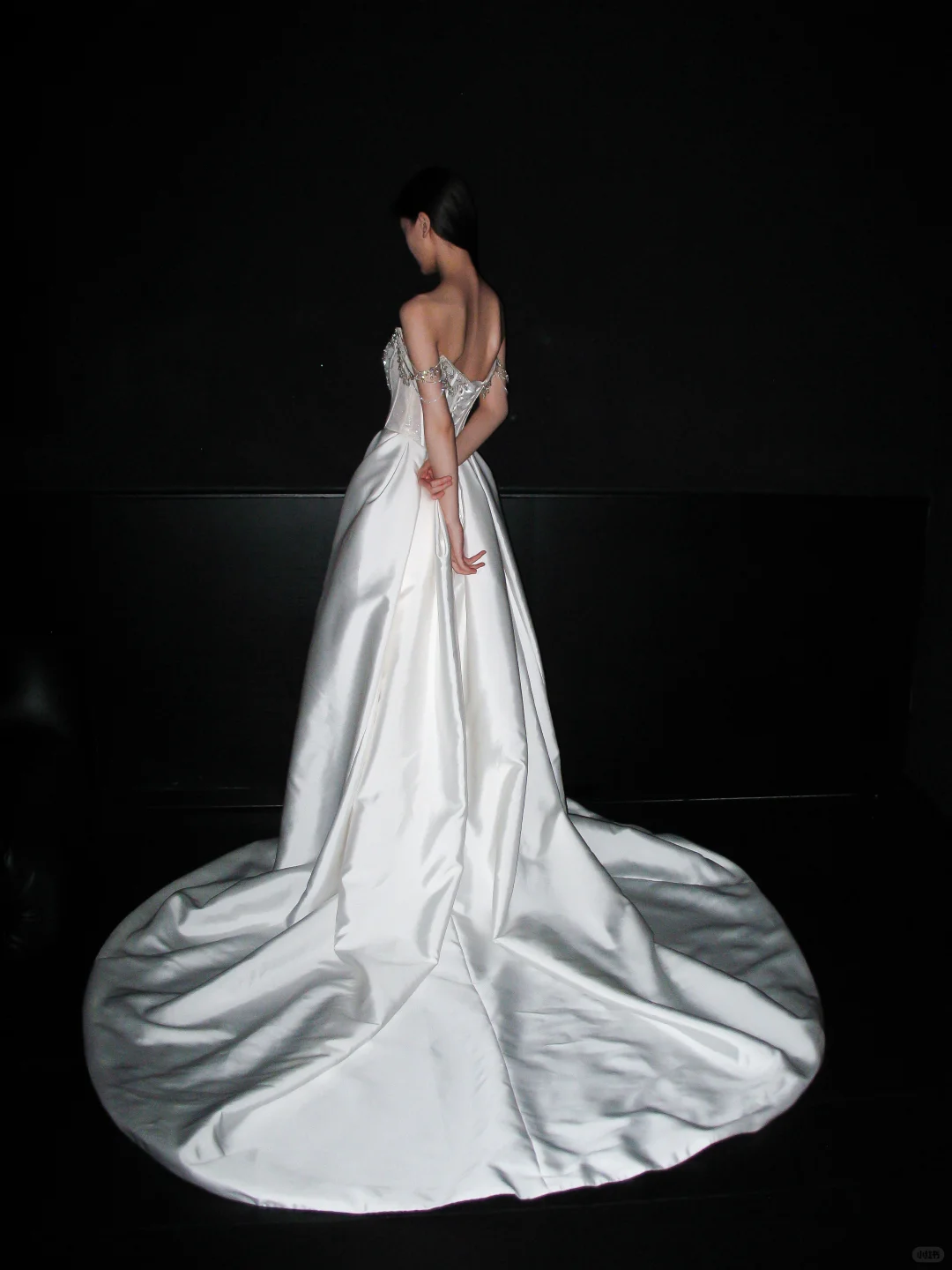 Shiny A Line Straps Rhinestone White Satin Long Wedding Dress with Slit SH8884