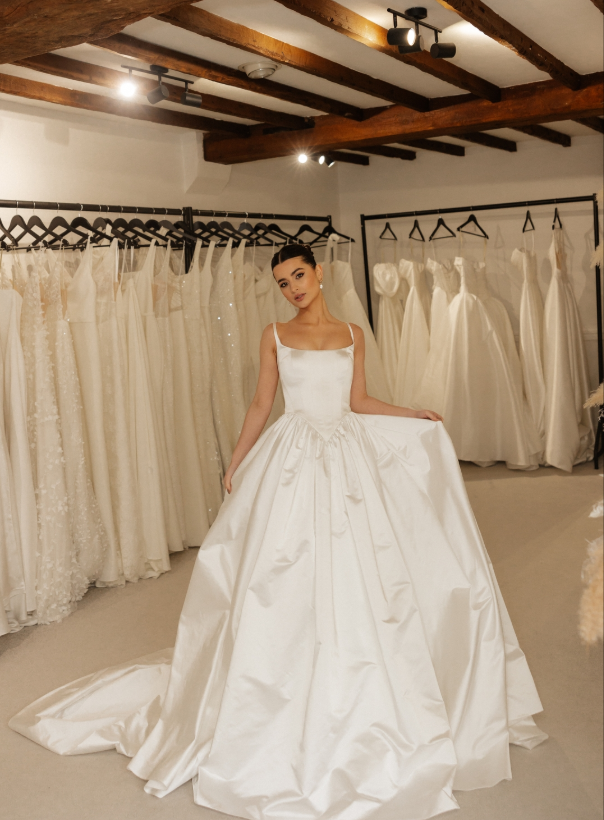 Classic Ball Gown Spaghetti Strap Satin Long Sweep Wedding Dress Prom Dress SH4128