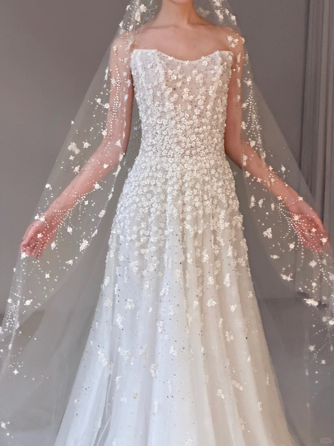 Luxurious A Line Strapless Beaded Floral White Tulle Long Train Wedding Dress SH7726